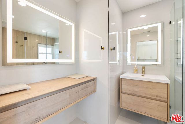 12831 Red Hill Avenue, Tustin, CA 92780