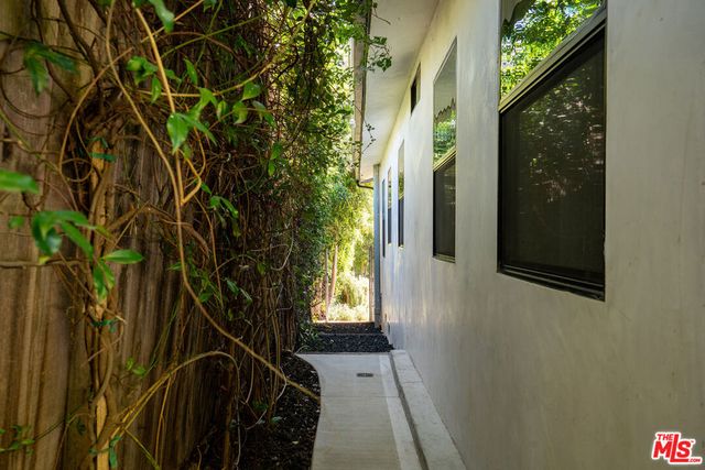 3415 Division Street, Los Angeles, CA 90065