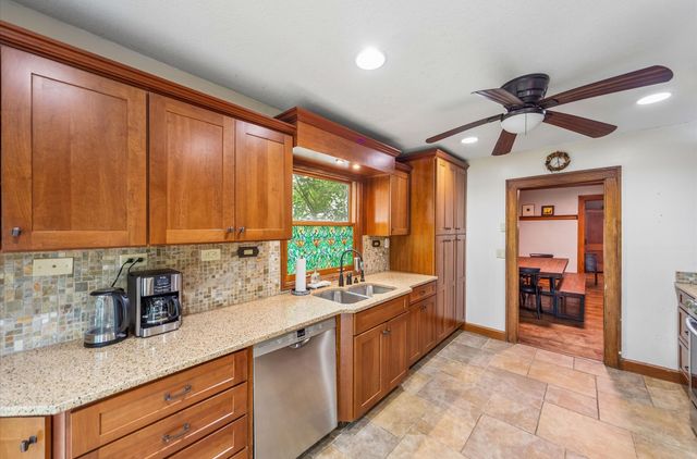 1131 45th Street, Des Moines, IA 50311