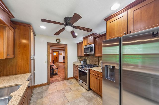 1131 45th Street, Des Moines, IA 50311