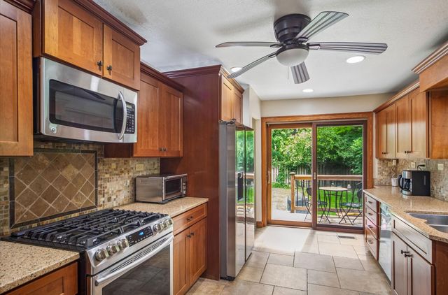 1131 45th Street, Des Moines, IA 50311