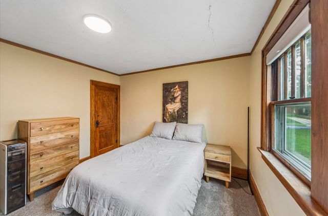 1131 45th Street, Des Moines, IA 50311