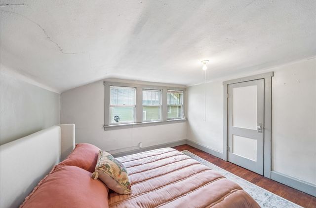 1131 45th Street, Des Moines, IA 50311