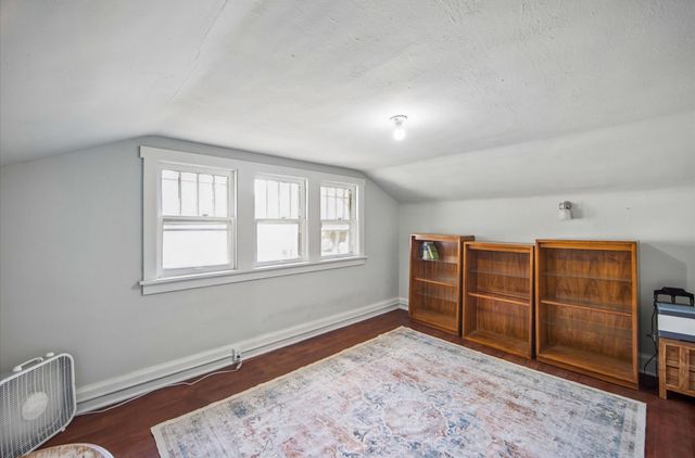 1131 45th Street, Des Moines, IA 50311