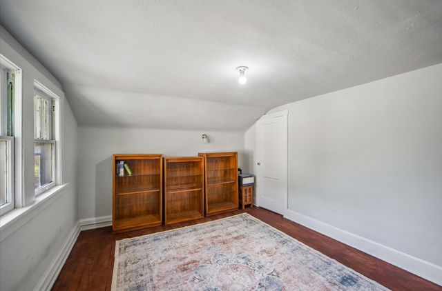 1131 45th Street, Des Moines, IA 50311