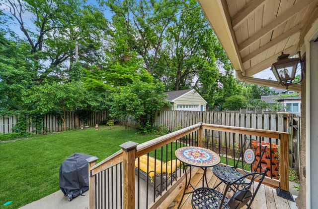 1131 45th Street, Des Moines, IA 50311