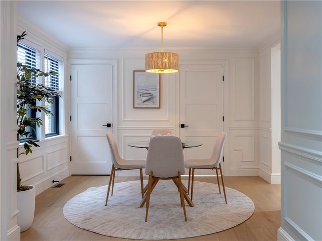 7 Dearborn Street 1, Newport, RI 02840