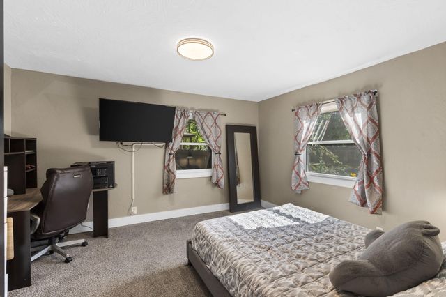 2019 North Rogers Avenue, Springfield, MO 65803