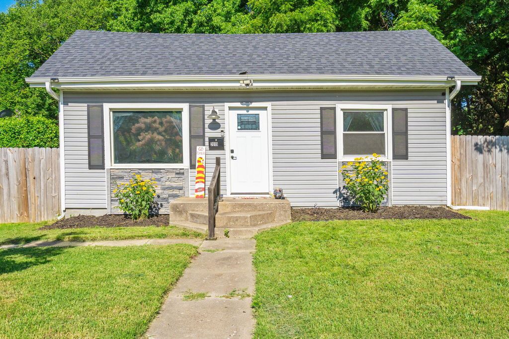 2019 North Rogers Avenue, Springfield, MO 65803