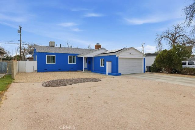 1346 W Ivyton Street, Lancaster, CA 93534