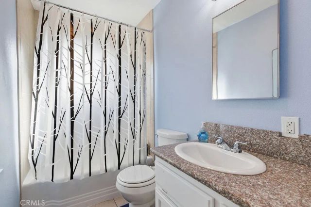 1346 W Ivyton Street, Lancaster, CA 93534