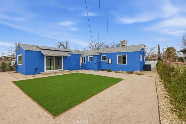 1346 W Ivyton Street, Lancaster, CA 93534