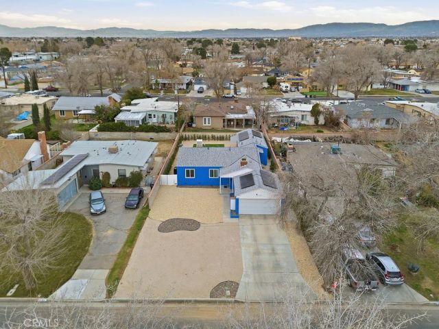 1346 W Ivyton Street, Lancaster, CA 93534