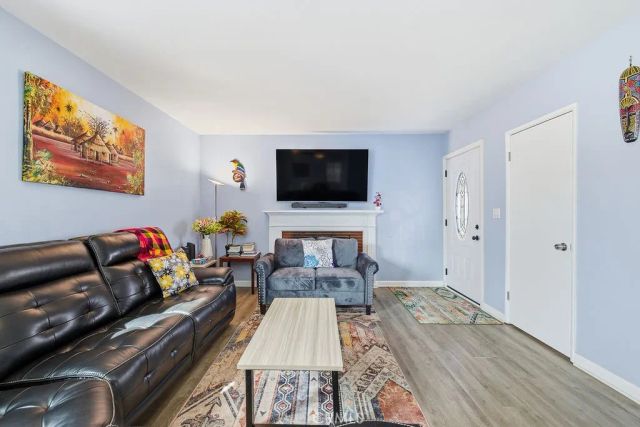 1346 W Ivyton Street, Lancaster, CA 93534