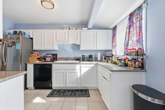 1346 W Ivyton Street, Lancaster, CA 93534