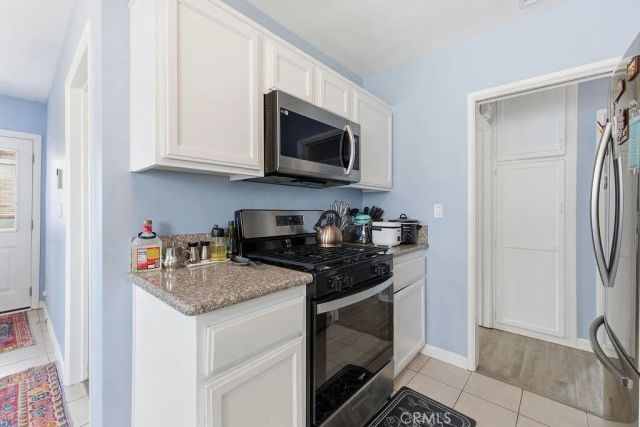 1346 W Ivyton Street, Lancaster, CA 93534