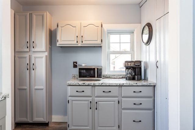 46 Linnea Ave, Brockton, MA 02301