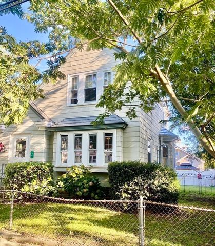 46 Linnea Ave, Brockton, MA 02301