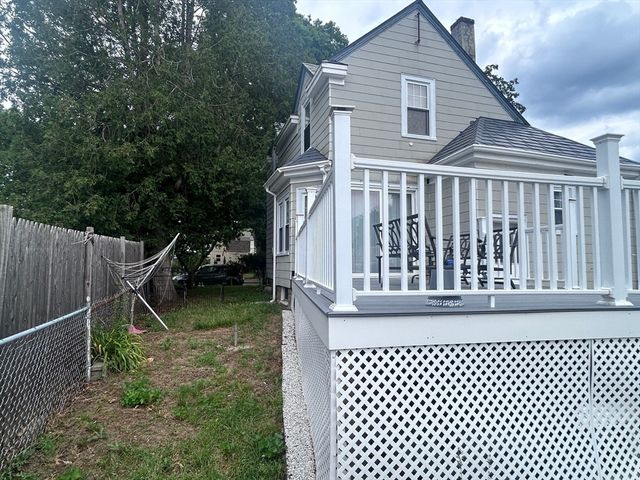 46 Linnea Ave, Brockton, MA 02301