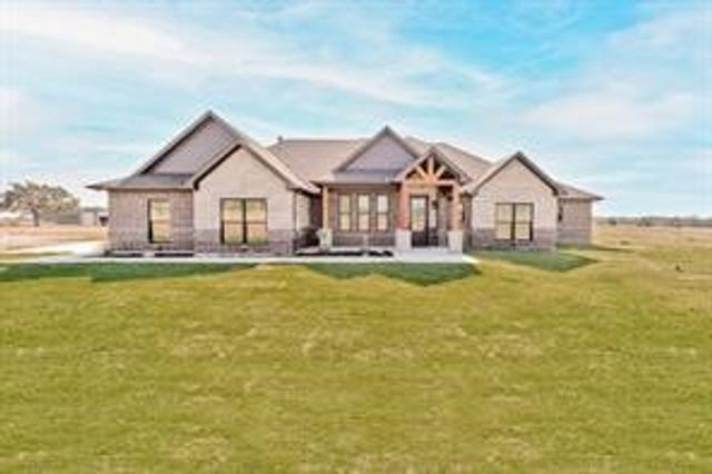 170 Rolling Hills Boulevard, Alvord, TX 76225