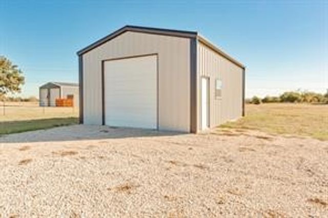 170 Rolling Hills Boulevard, Alvord, TX 76225