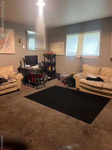 6902 Sally Court, Flint, MI 48505