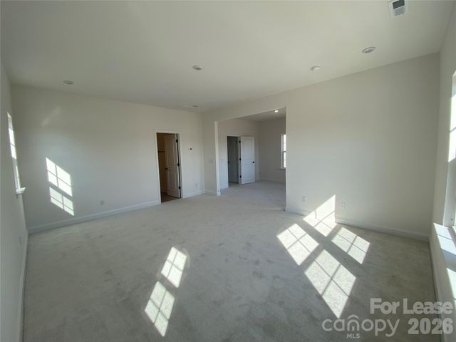 4016 Hickory Place Lane, Pineville, NC 28134