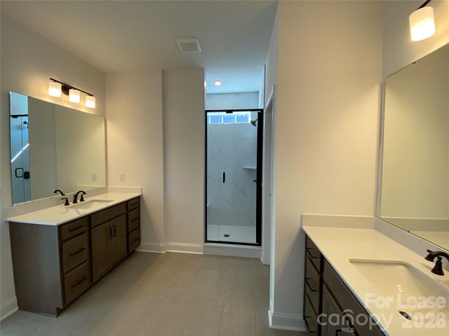 4016 Hickory Place Lane, Pineville, NC 28134