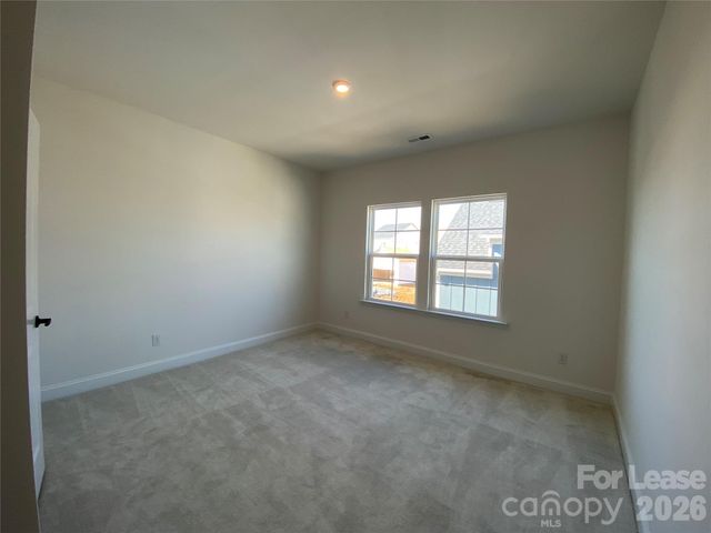 4016 Hickory Place Lane, Pineville, NC 28134