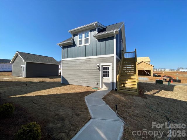 4016 Hickory Place Lane, Pineville, NC 28134