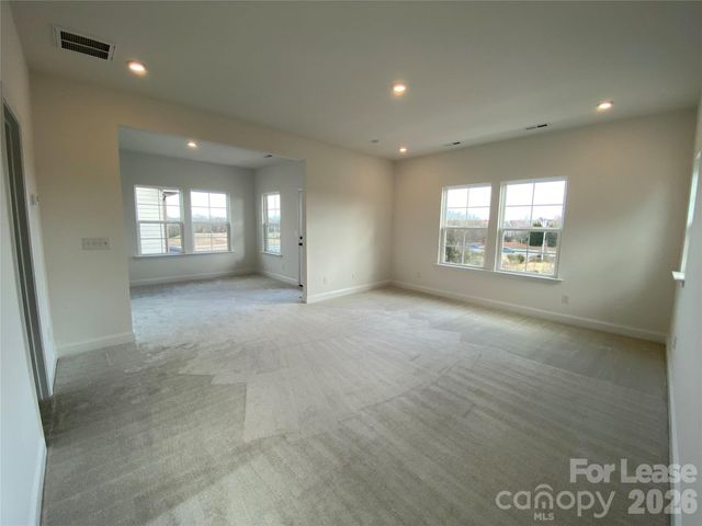 4016 Hickory Place Lane, Pineville, NC 28134