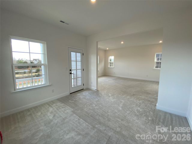 4016 Hickory Place Lane, Pineville, NC 28134