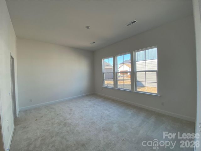 4016 Hickory Place Lane, Pineville, NC 28134