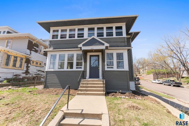 227 N Spring Ave Avenue, Sioux Falls, SD 57104