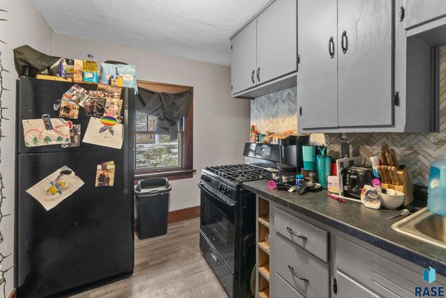 227 N Spring Ave Avenue, Sioux Falls, SD 57104