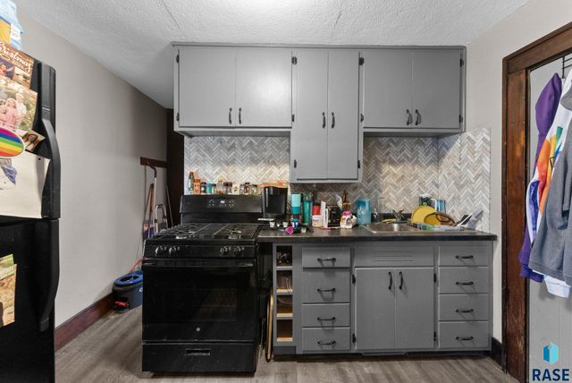 227 N Spring Ave Avenue, Sioux Falls, SD 57104