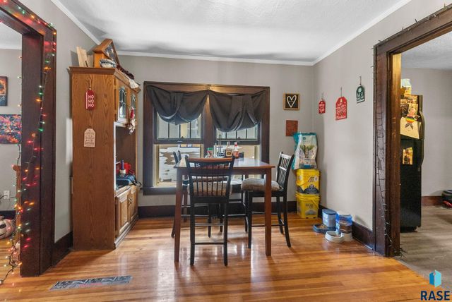 227 N Spring Ave Avenue, Sioux Falls, SD 57104