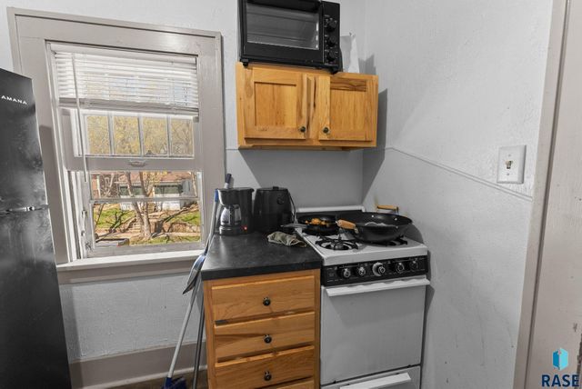 227 N Spring Ave Avenue, Sioux Falls, SD 57104