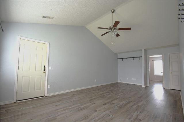 212 SE 17th Street, Bentonville, AR 72712