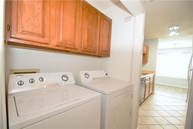 212 SE 17th Street, Bentonville, AR 72712