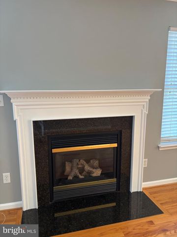 2040 STONELEIGH DR, Winchester, VA 22601