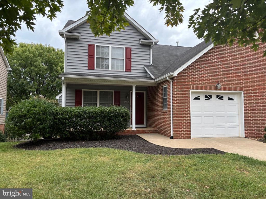 2040 STONELEIGH DR, Winchester, VA 22601