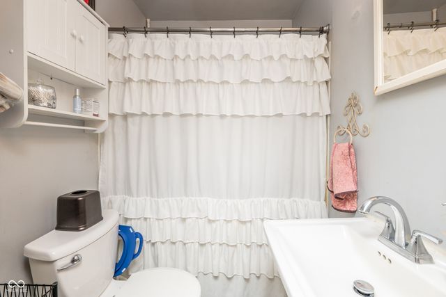 14319 W Daleville Road, Daleville, IN 47334