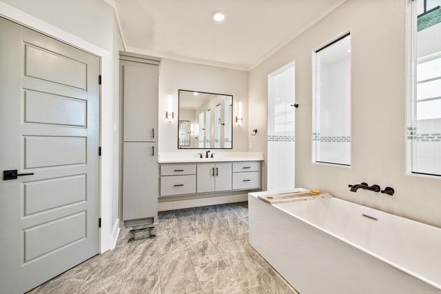 6134 Creekwater Drive, Alexander, AR 72002