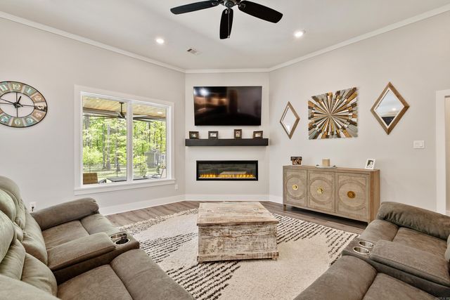 6134 Creekwater Drive, Alexander, AR 72002