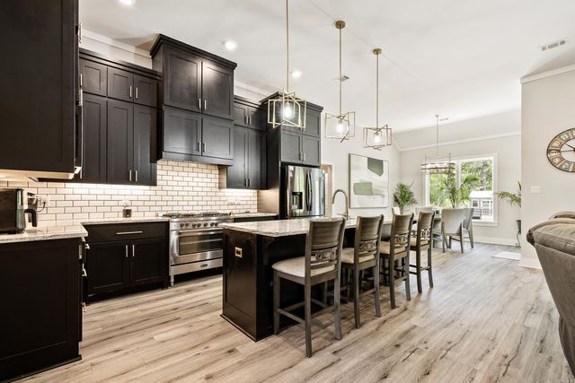 6134 Creekwater Drive, Alexander, AR 72002