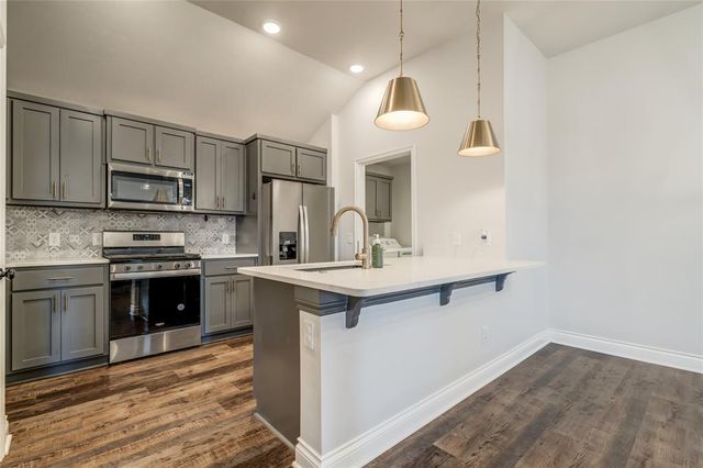 299 Megan Court, Blanchard, OK 73010