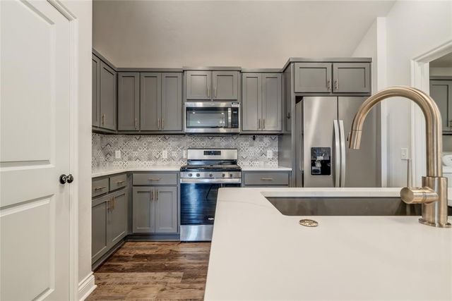 299 Megan Court, Blanchard, OK 73010