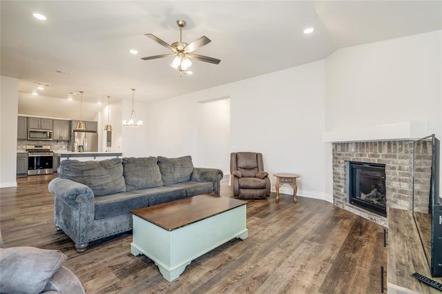 299 Megan Court, Blanchard, OK 73010