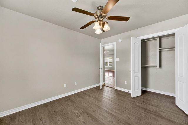 1206 Hershel Dr, Elgin, OK 73538